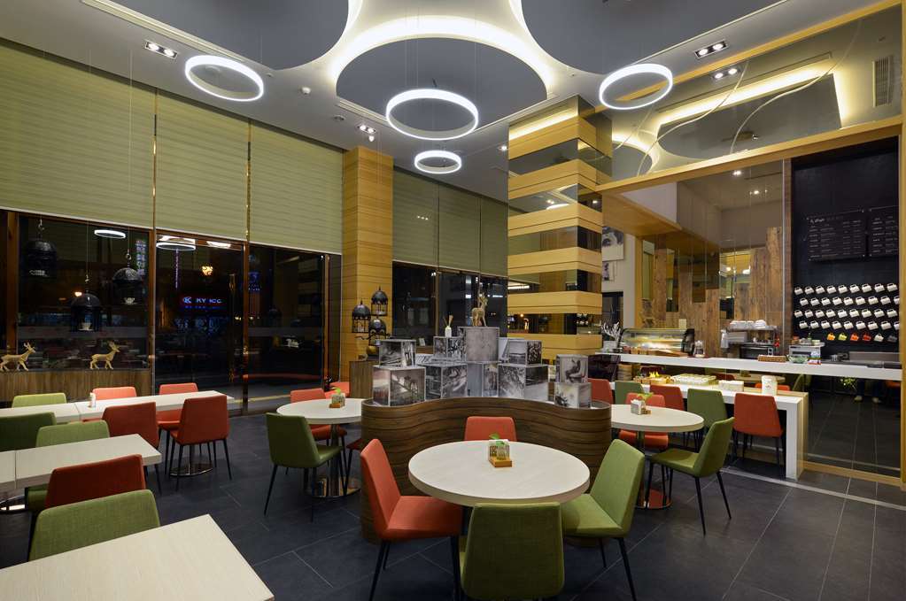 โรงแรมกลอรี ไฟน์ ไถหนาน ร้านอาหาร รูปภาพ
